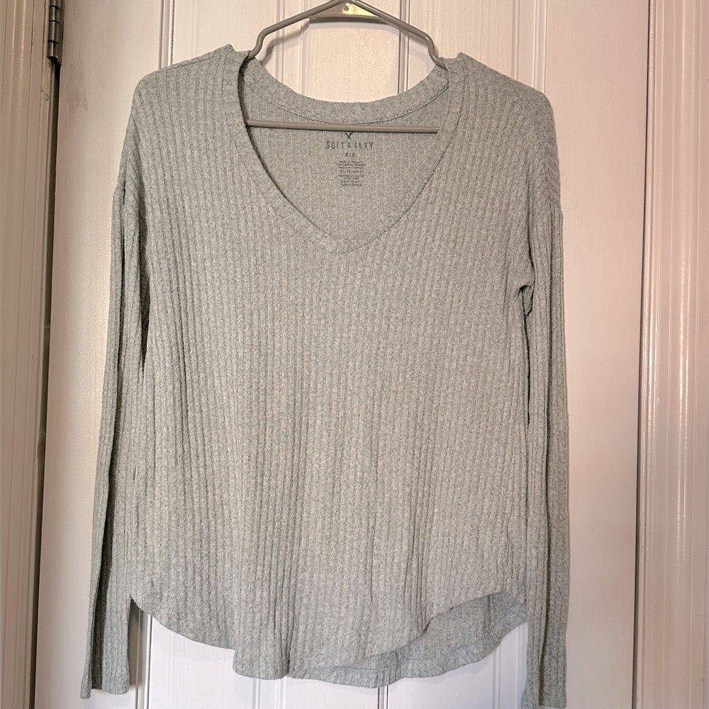 American Eagle Outfitters Light Green Soft & Sexy Ribbed V-Neck Long Sleeve Top